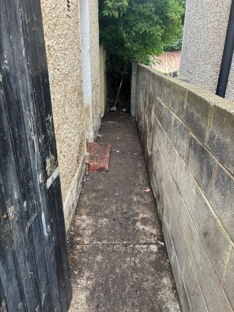 Friendly customer support for junk removal enquiries in Dublin